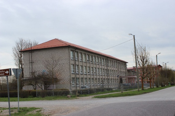 Палдиская начальная школы. Сейчас эстонская гимназия.